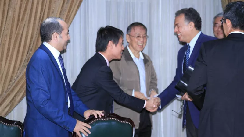 وزير النقل يلتقي وفد هيئة موانئ سنغافورة PSA لبحث سبل التعاون بين الجانبين 