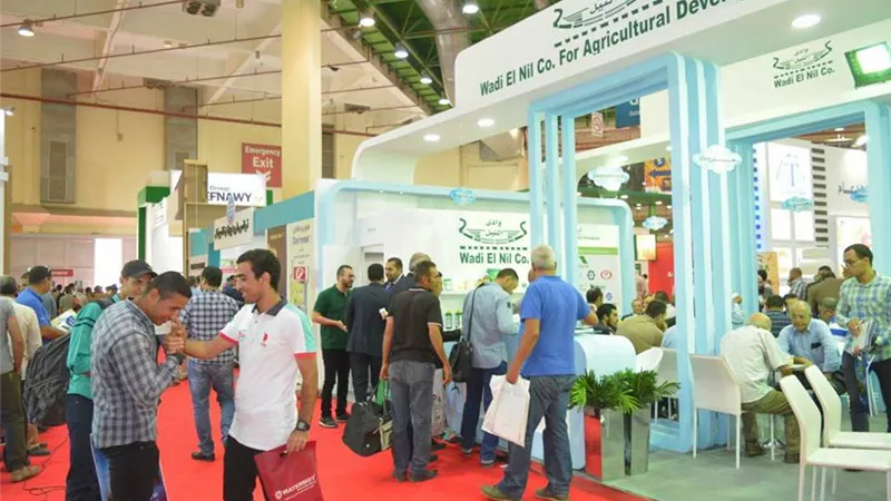 بالصور.. إقبال كبيرعلى معرض صحارى في أول أيام افتتاحه