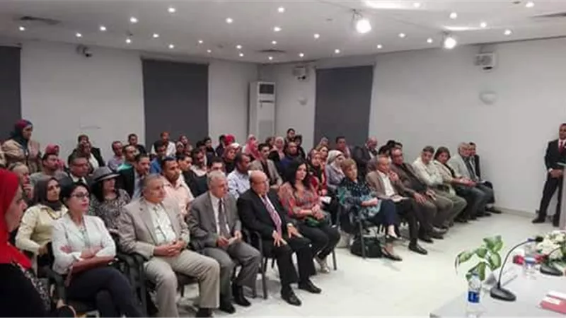 مكتبة مصر العامة تناقش كتاب «الفقراء الجدد» 