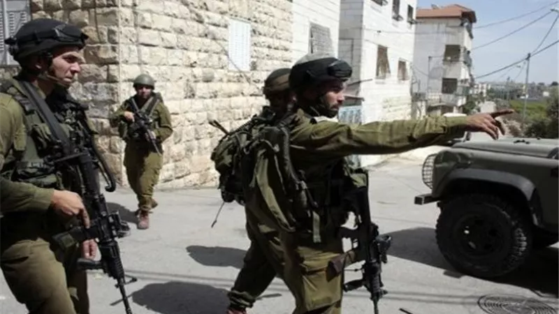 سلطات الاحتلال الإسرائيلي تصدر 18 أمر اعتقال بحق أسرى فلسطينيين