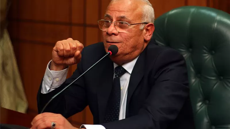 «محافظ بورسعيد» يوقع عقد تمليك مصنع شركة بورسعيد الوطنية للحديد والصلب