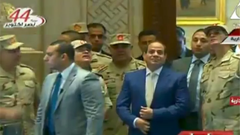 الرئيس السيسي يتفقد فندق الماسة بالعاصمة الإدارية الجديدة