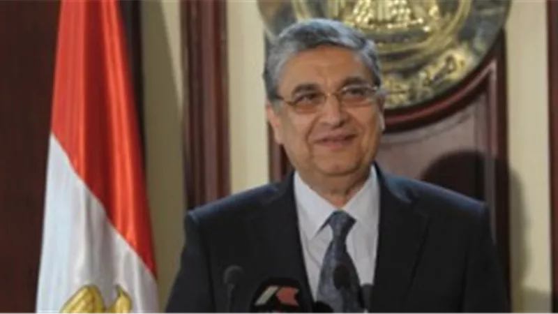 شاكر: محطة كهرباء العاصمة الإدارية تعمل بتكنولوجيا حديثة