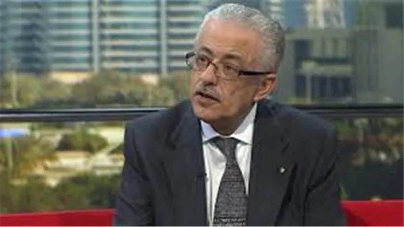 «شوقى» يوجه المديريات التعليمية بمكافحة الدروس الخصوصية 