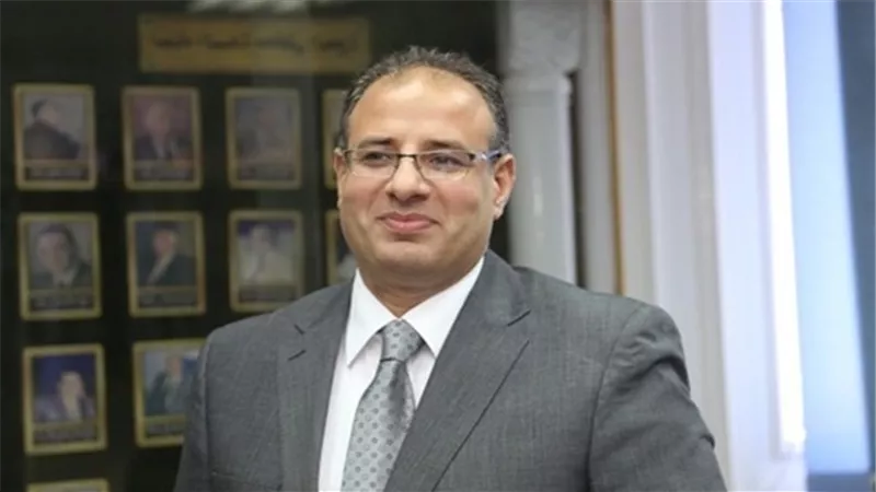 محافظ الإسكندرية: بدء تطعيم تلاميذ المدارس الابتدائية ضد «الطفيليات المعوية»
