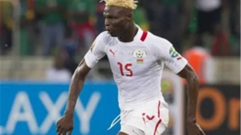 البوركينى «بانسيه» يهرب من المصرى البورسعيدى للتعاقد مع الرائد السعودى
