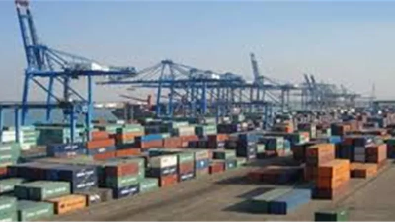ميناء دمياط يستقبل 10 سفن حاويات وبضائع خلال 24 ساعة