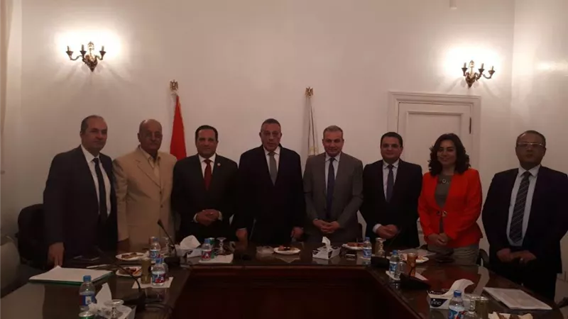 خالد صديق: استكمال مشروع تطوير عشش شارع السودان بالجيزة.. وإنشاء سوق شارع الجيش بالعياط
