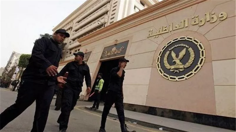 ضبط هارب من 195 حكم قضائى بالجيزة
