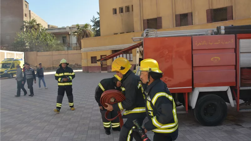 «التعليم» تطبق تدريب ميدانى لإخلاء مدرسة لمواجهة الكوارث والأزمات