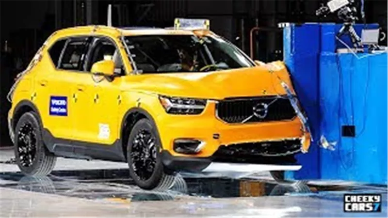 شاهد.. «فولفو XC40 » تجتاز اختبار السلامة لمؤسسة IIHS