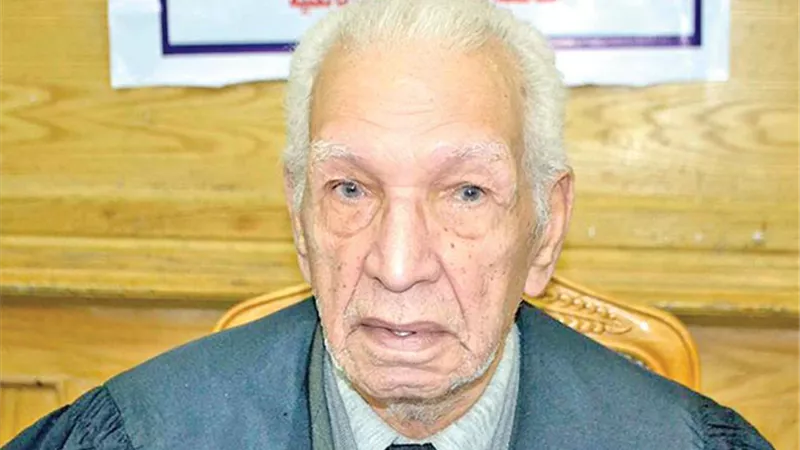وفاة شيخ المحققين حسين نصار.. ودار الكتب: سننشر سيرته الذاتية التي كتبها بنفسه