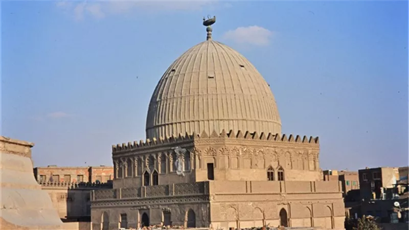 «الآثار»: اكتشاف بقايا ضريح أسفل قبة «الإمام الشافعى»