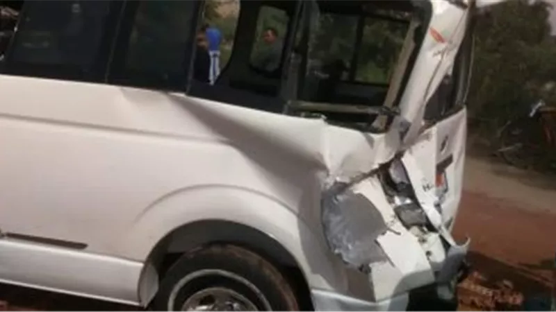  وفاة شخصين وإصابة 10 آخرين فى حادث انقلاب ميكروباص بالجيزة