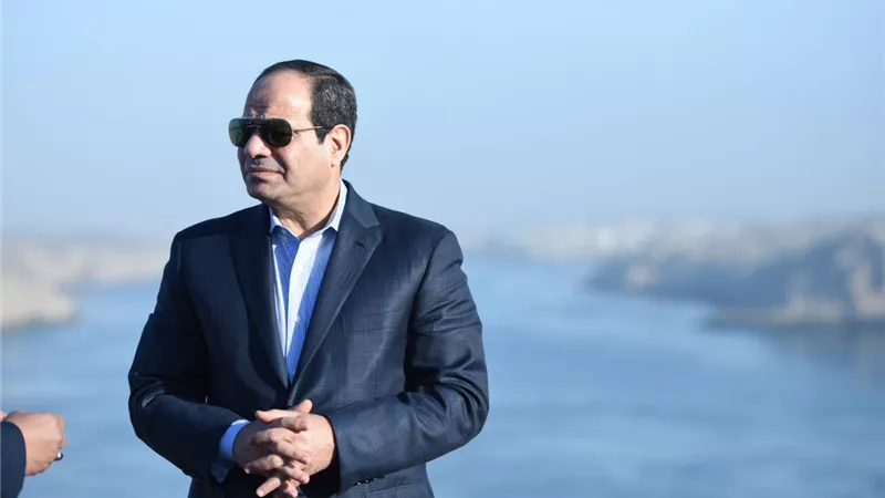السيسى يوجه برفع سعر توريد القصب لـ720 جنيهاً