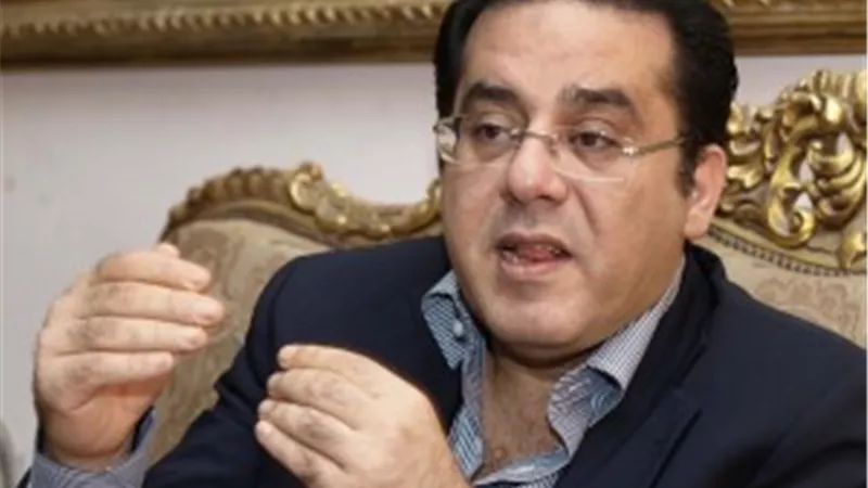 «الصحفيين» تسقط عضوية أيمن نور 