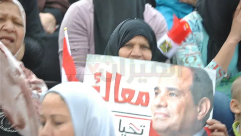 «انزل شارك لدعم بلدك» هتافات الحضور بمؤتمر «مطروح» الحاشد للمشاركة فى الانتخابات الرئاسية