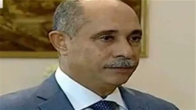 وزير الطيران المدنى: نحتاج لبذل الجهد لتنمية الاقتصاد القومي
