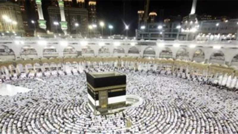 السعودية تعلق اصدار التأشيرات الإلكترونية لـ7 دول 